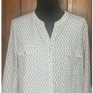 Notations Black & White Design Womens Blouse, Day or Evening Wear - Size PXL